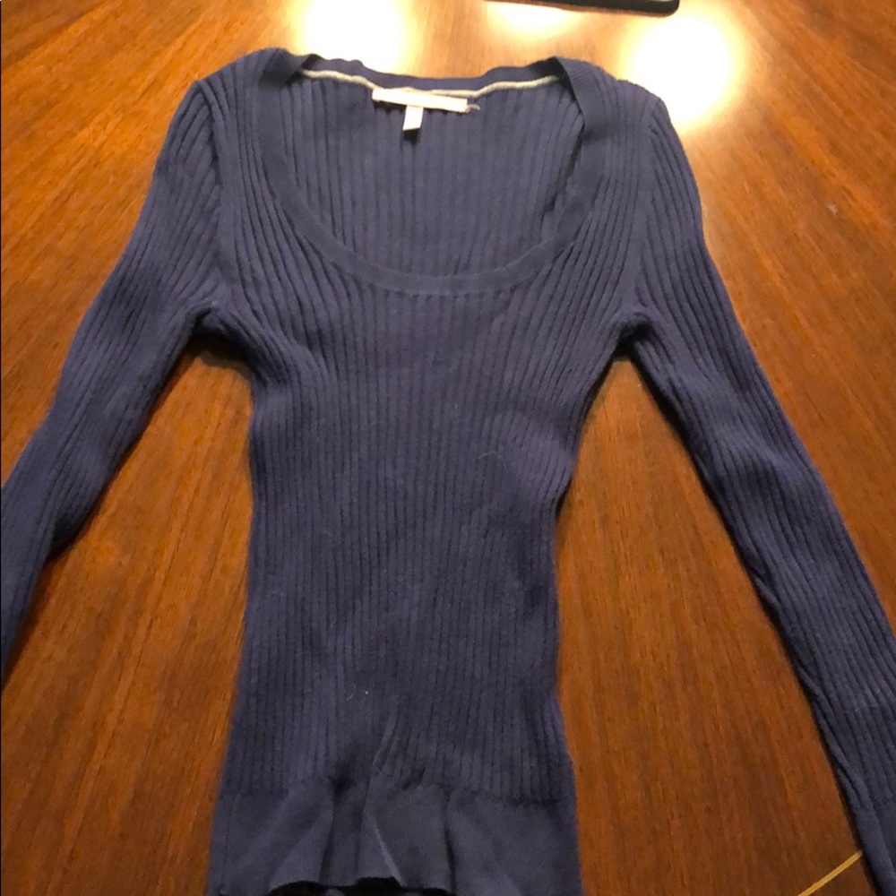 Blue stretchy sweater